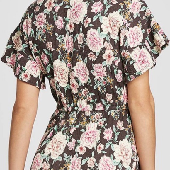 Xhilaration Floral Short Sleeve Tie Waist Dress - Picture 3 of 4